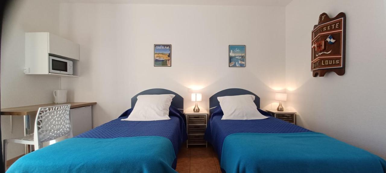 Twin Room,1602981524:JPEG